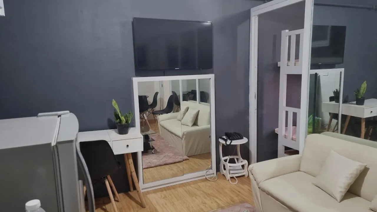 Arezzo Place Affordable 2Br Condo With Pool, Fast Wifi & Unli Netflix And Hot Shower - Near Davao Airport, Samal Barge, And Sm Lanang 0*,  Filipinas